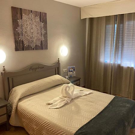 Hotel Virgen Del Rocio II Torremolinos Zewnętrze zdjęcie