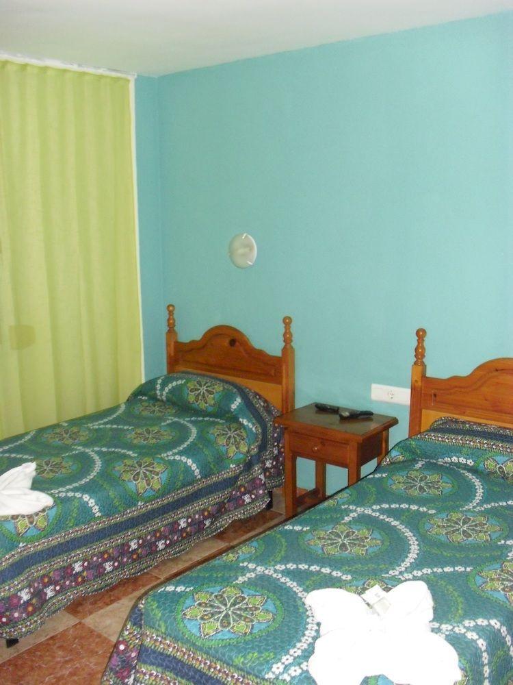 Hotel Virgen Del Rocio II Torremolinos Zewnętrze zdjęcie