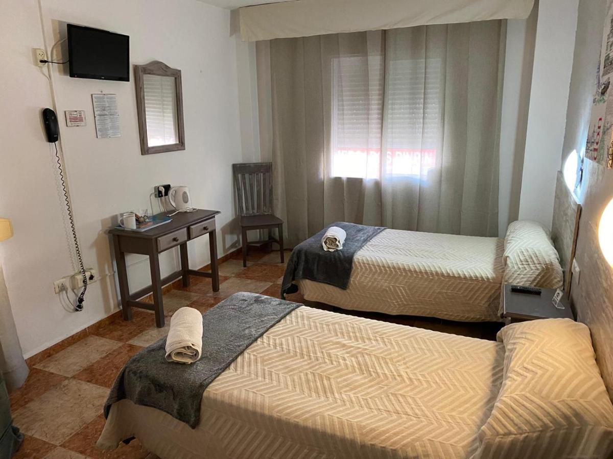 Hotel Virgen Del Rocio II Torremolinos Zewnętrze zdjęcie