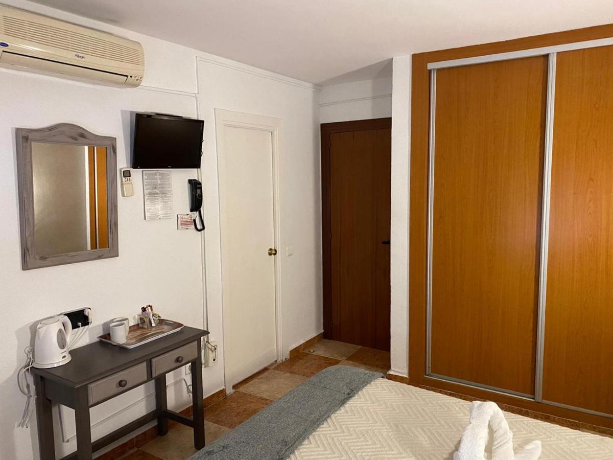 Hotel Virgen Del Rocio II Torremolinos Zewnętrze zdjęcie